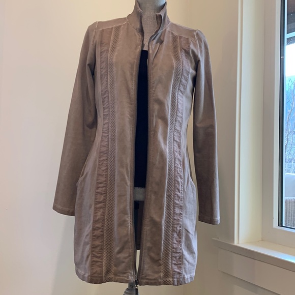 Yest cardigan - Picture 5 of 12